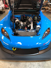 Load image into Gallery viewer, Vented Oil Catch Can - Honda S2000